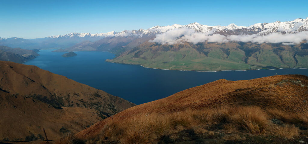 Lake Wānaka, looking towards its eponymous town to the South.