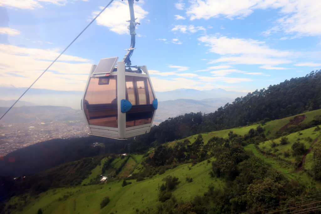 Ascending the TelefériQo to hike Ruku Pichincha.