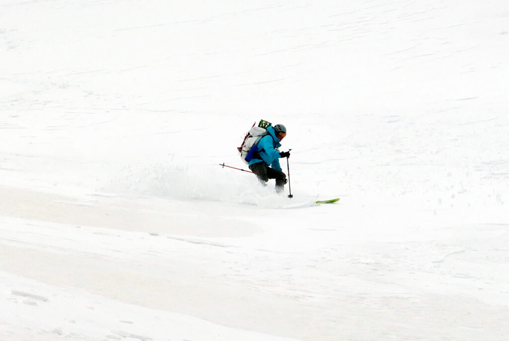 Some pockets of powder were there to be skimmed.
